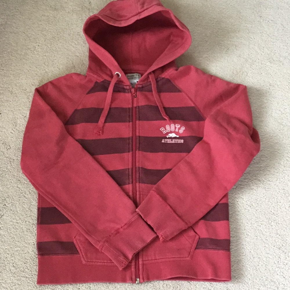 ROOTS zip up hoodie